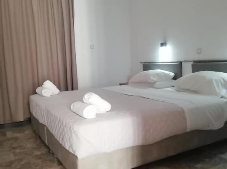 בית מלון כפרי Golden Star Praxitelous