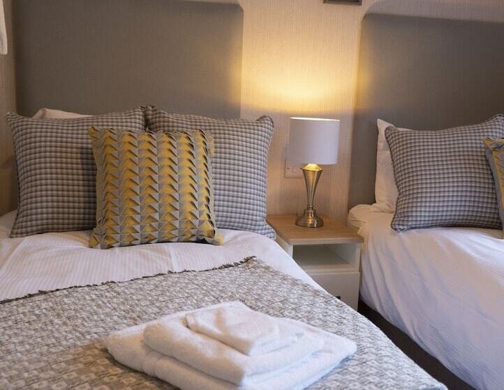 فندق Hollicarrs  Bluebell Lodge