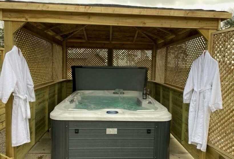 فندق Hollicarrs  Bluebell Lodge