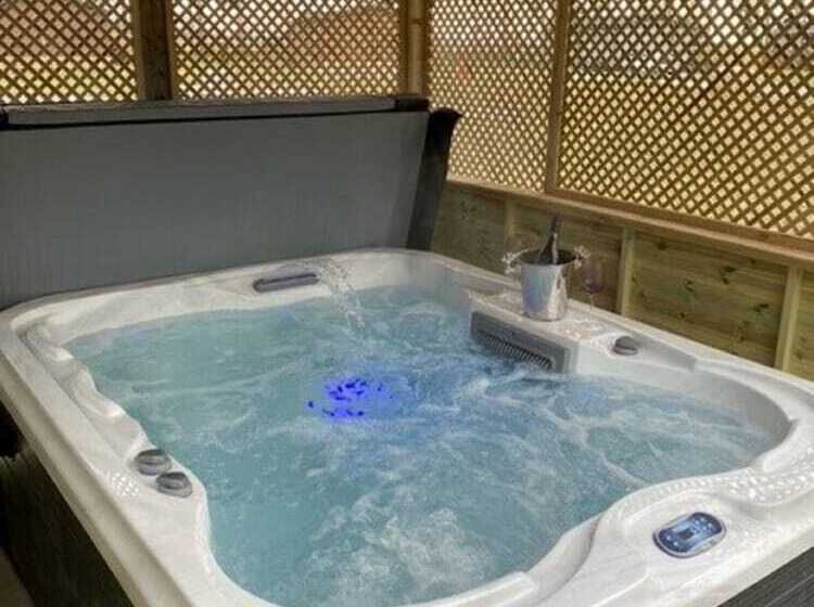 فندق Hollicarrs  Bluebell Lodge