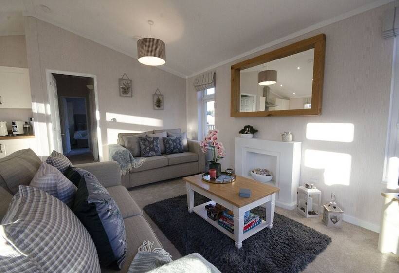 فندق Hollicarrs  Bluebell Lodge