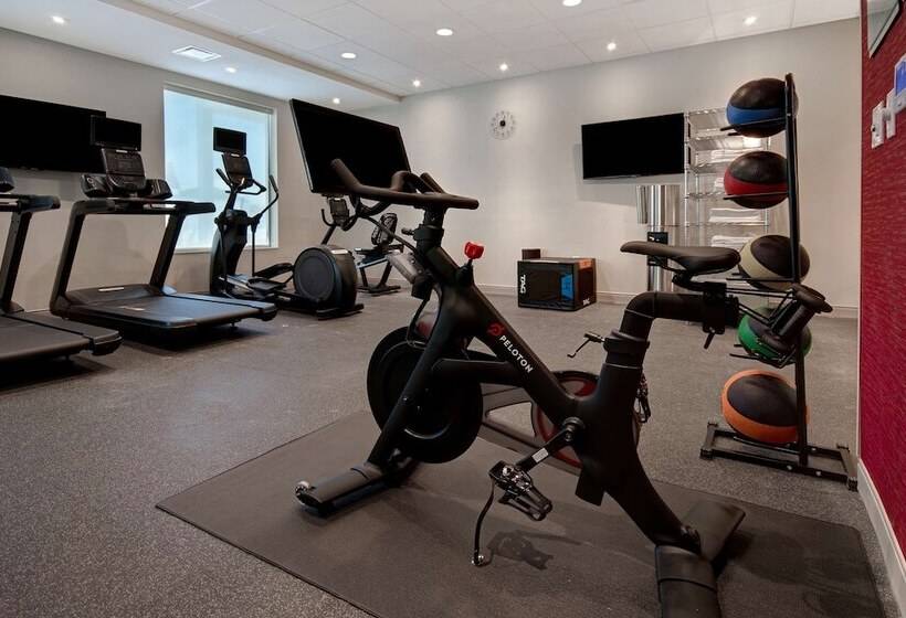 فندق Home2 Suites By Hilton Garden Grove