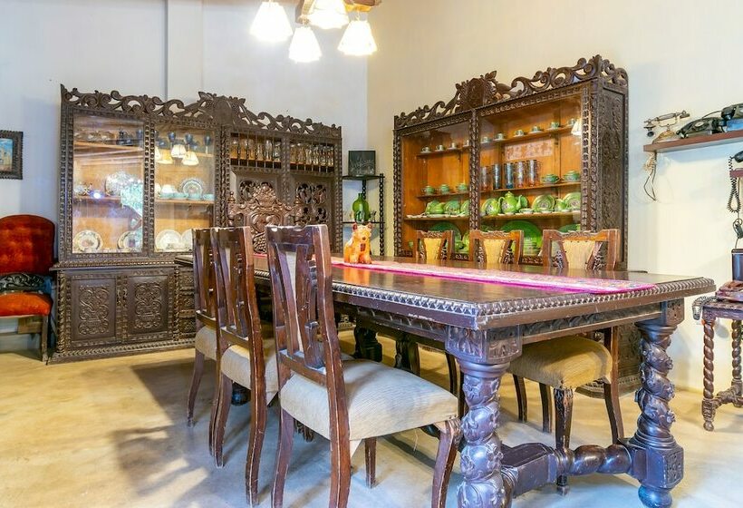 هتل Serenity Lodge