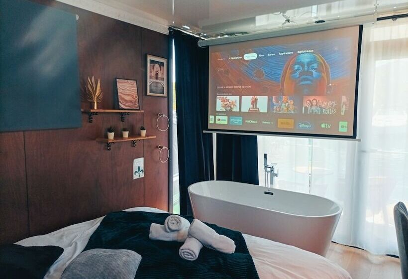 فندق Maison Sur L Eau Mille Et Une Nuits Avec Jacuzzi