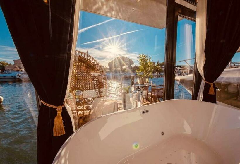 فندق Maison Sur L Eau Mille Et Une Nuits Avec Jacuzzi