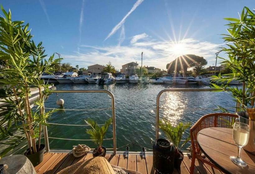 فندق Maison Sur L Eau Mille Et Une Nuits Avec Jacuzzi