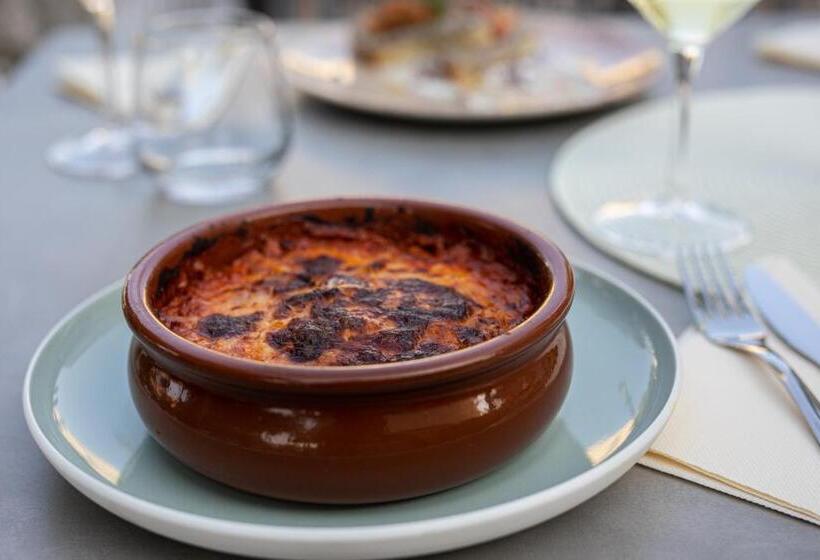 فندق Meliores Rooms & Restaurant