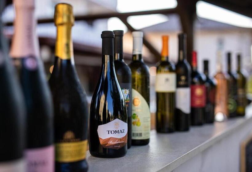 فندق Meliores Rooms & Restaurant