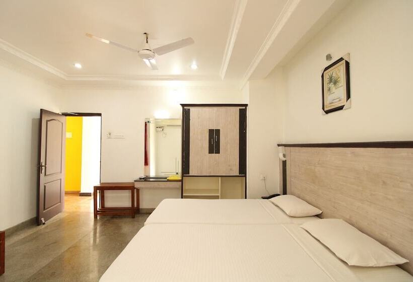 The Hotel Temple View