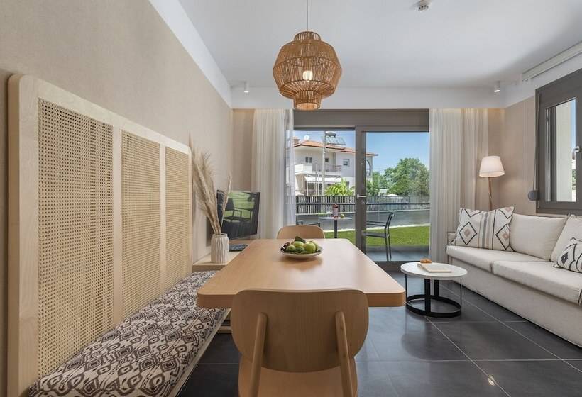 פנסיון Alpe Luxury Accommodation