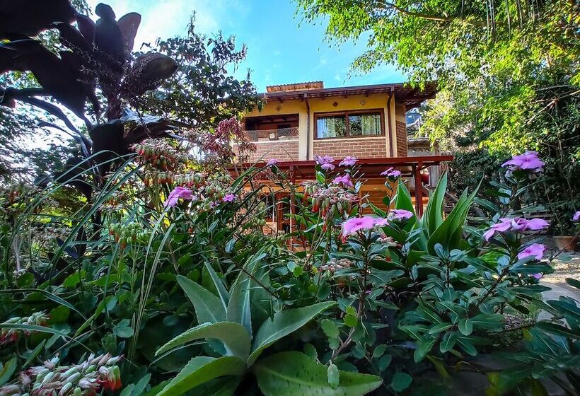 פנסיון Chale Sossego