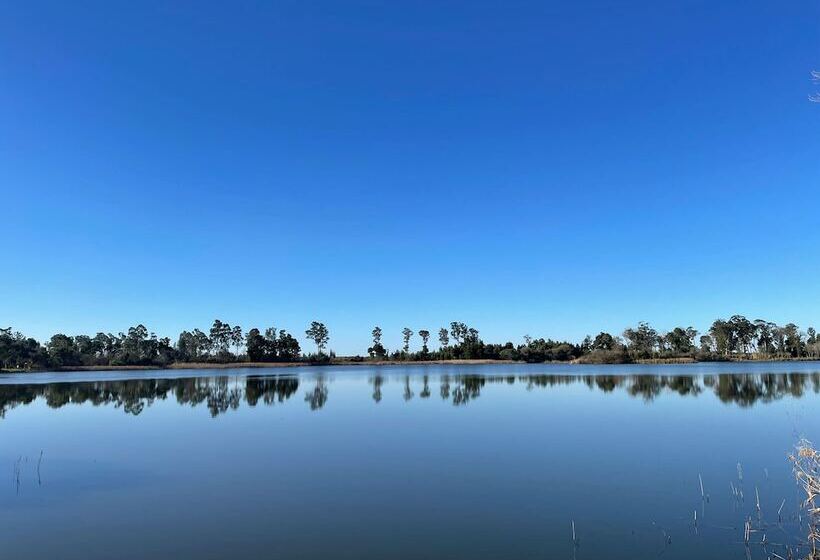 פנסיון Grannys Guesthouse