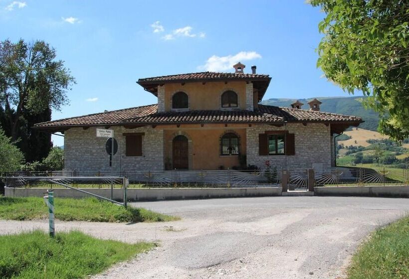 إقامة Beautiful 4 Bed House In Urbino In The Marche