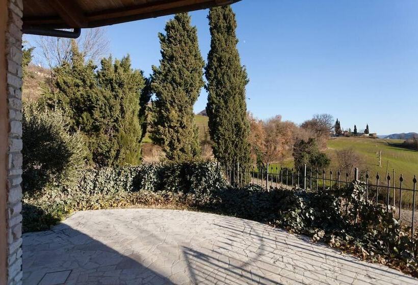 إقامة Beautiful 4 Bed House In Urbino In The Marche