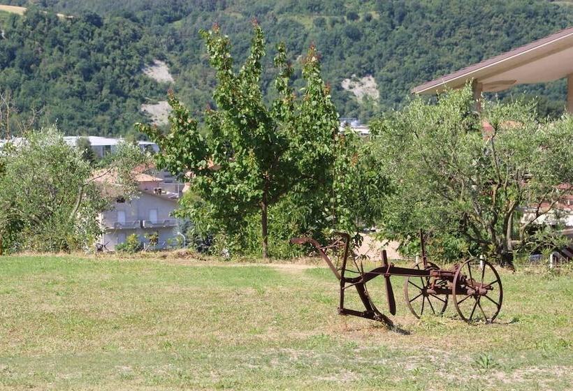 إقامة Beautiful 4 Bed House In Urbino In The Marche