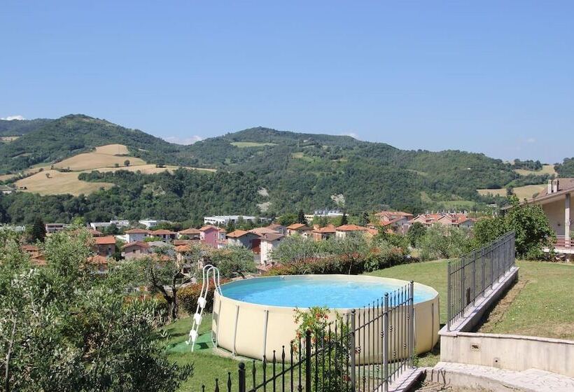 إقامة Beautiful 4 Bed House In Urbino In The Marche