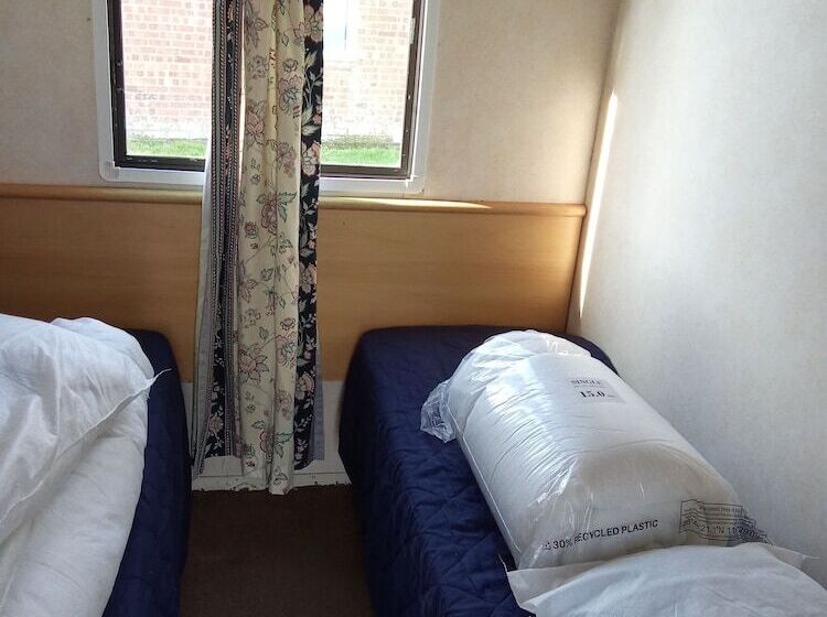 إقامة Family Fun 2bed Caravan Family Romney Marsh