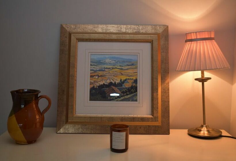 Rose Mullion Cottage