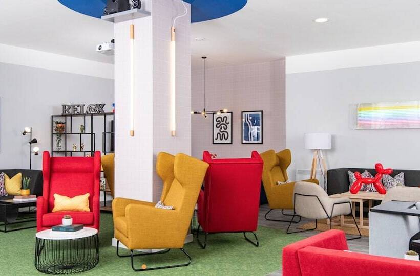 Vibrant Rooms Sheffield   Hostel