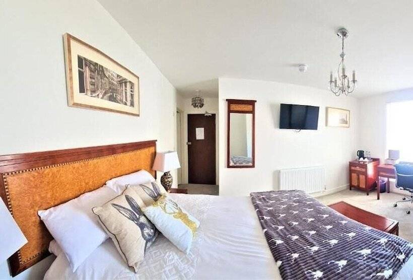 مبيت وإفطار White Stag Lodge