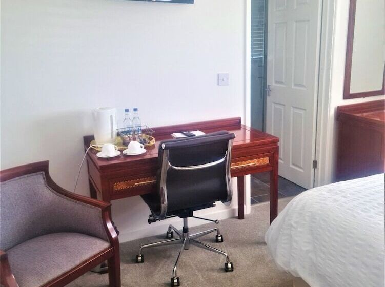 مبيت وإفطار White Stag Lodge