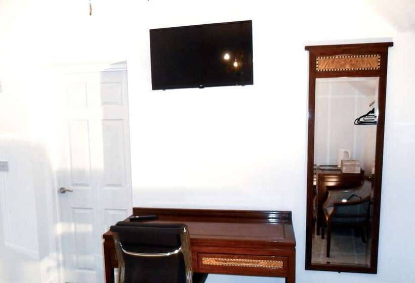 مبيت وإفطار White Stag Lodge