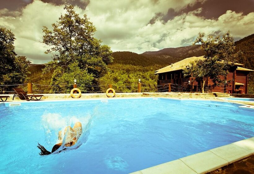 تختخواب و صبحانه Yliessa