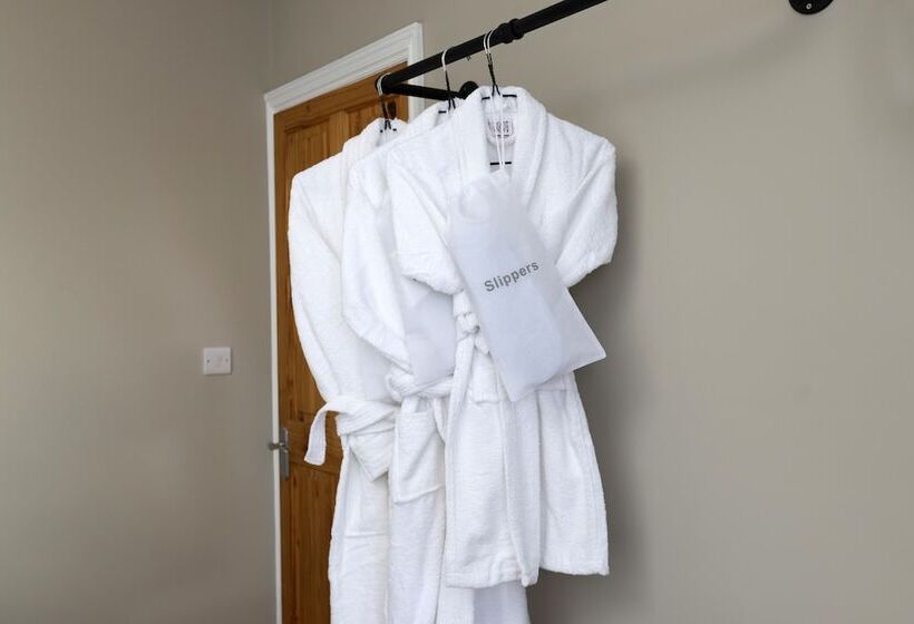 Hc Property   The Hideaway At Watergate Eye