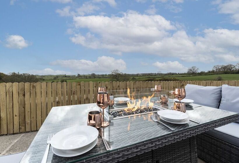 Hc Property   The Hideaway At Watergate Eye