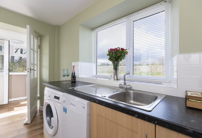 Hc Property   The Hideaway At Watergate Eye