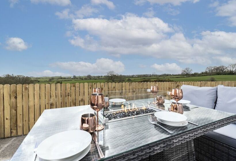 Hc Property   The Hideaway At Watergate Eye