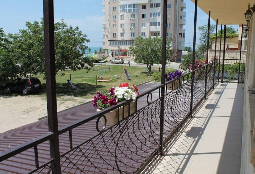 هتل Anapa Patio