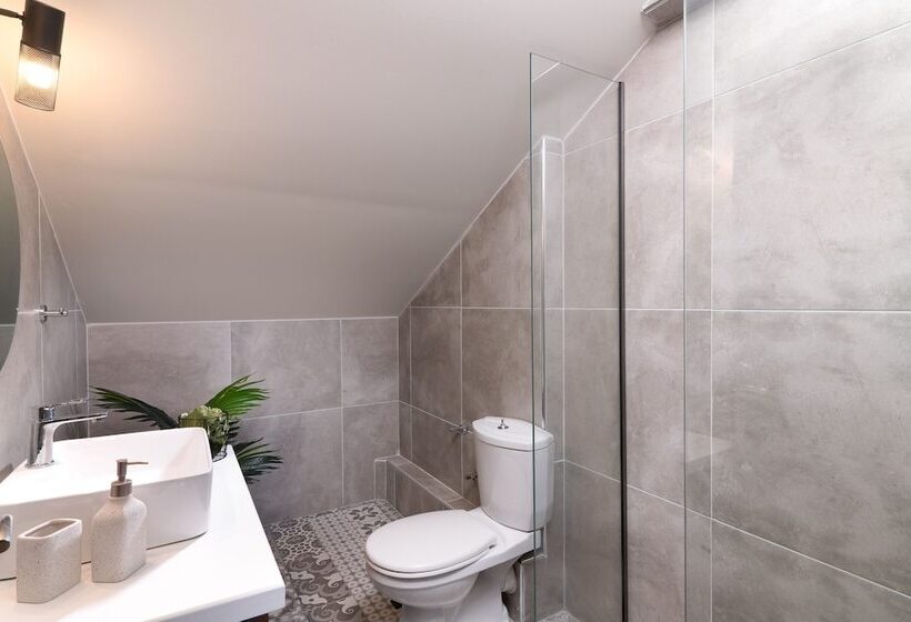 בית מלון כפרי Elle Rooms & Suites