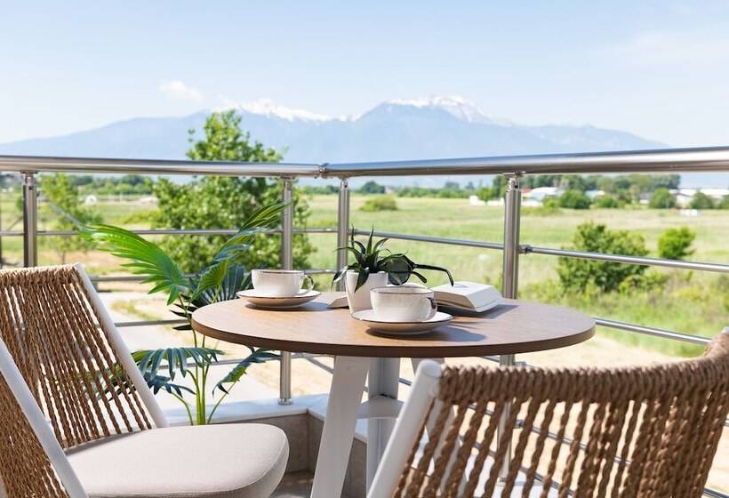 בית מלון כפרי Elle Rooms & Suites