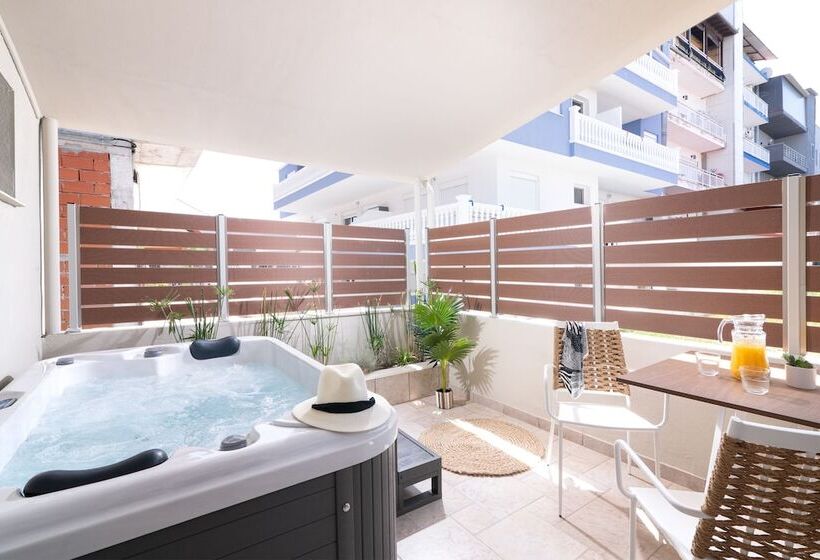 בית מלון כפרי Elle Rooms & Suites