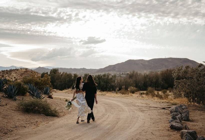 호텔 The Bungalows By Homestead Modern At The Joshua Tree Retreat Center