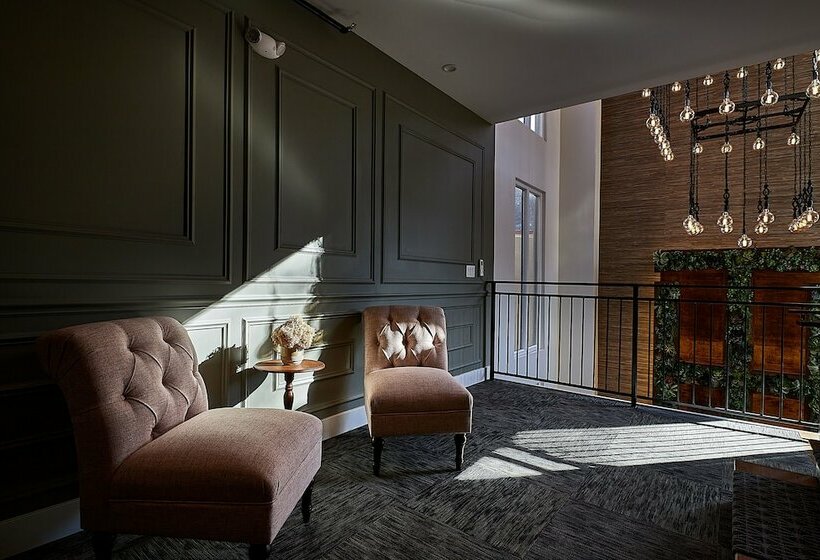 فندق Townley House Boutique