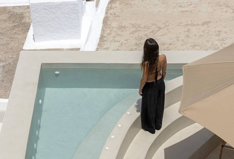 هتل Utopia Suites Santorini