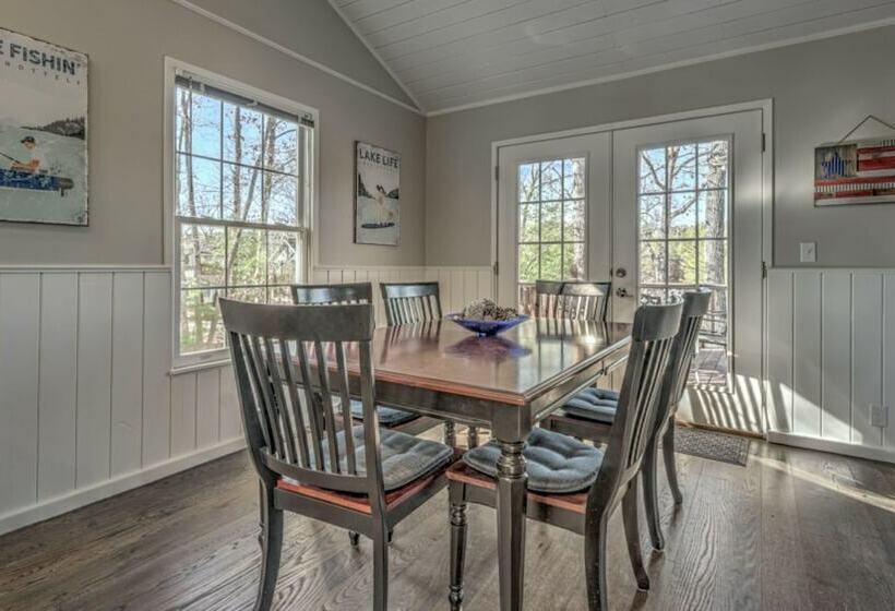 Lakin  Memories By Escape To Blue Ridge