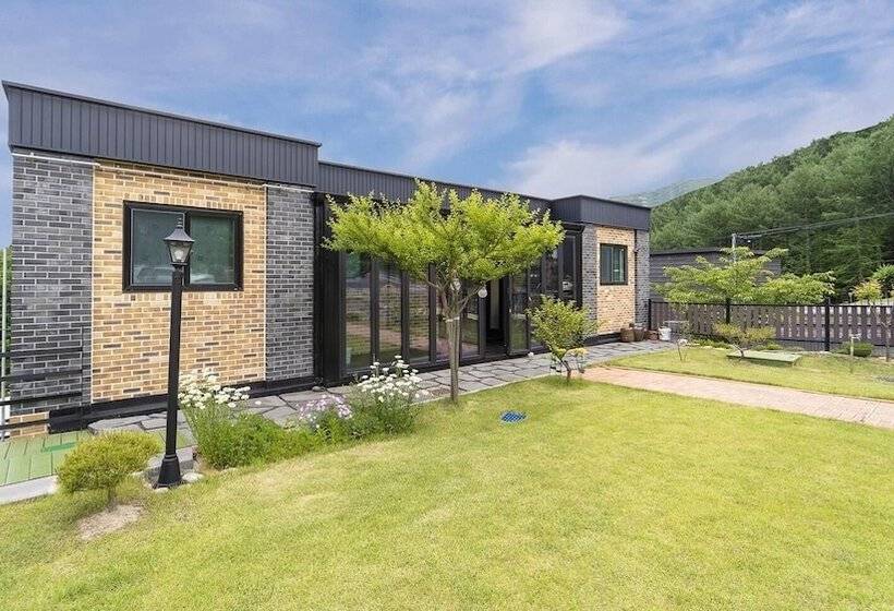 پانسیون Gapyeong Mois