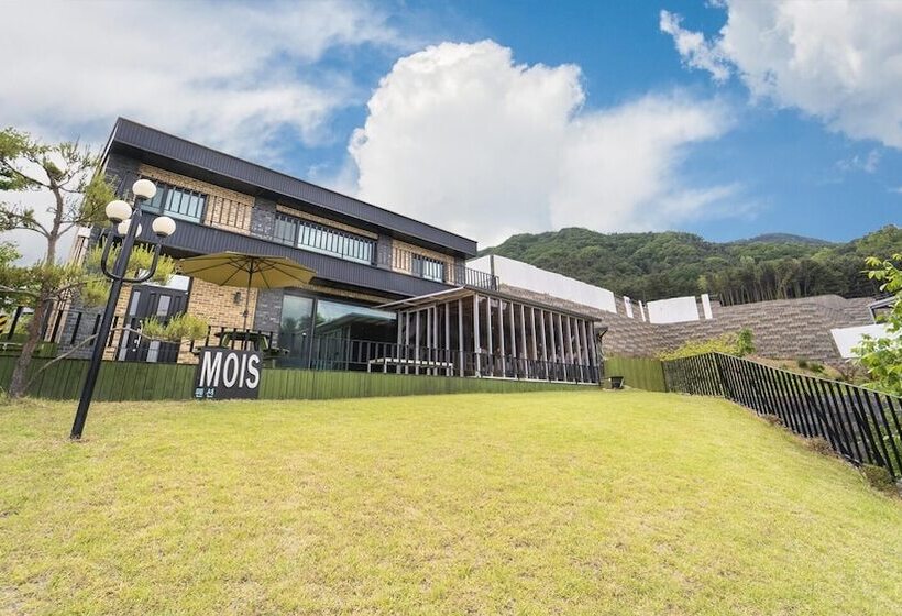 Pensão Gapyeong Mois