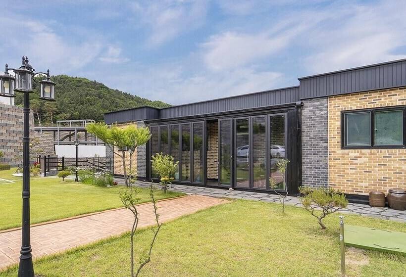 پانسیون Gapyeong Mois