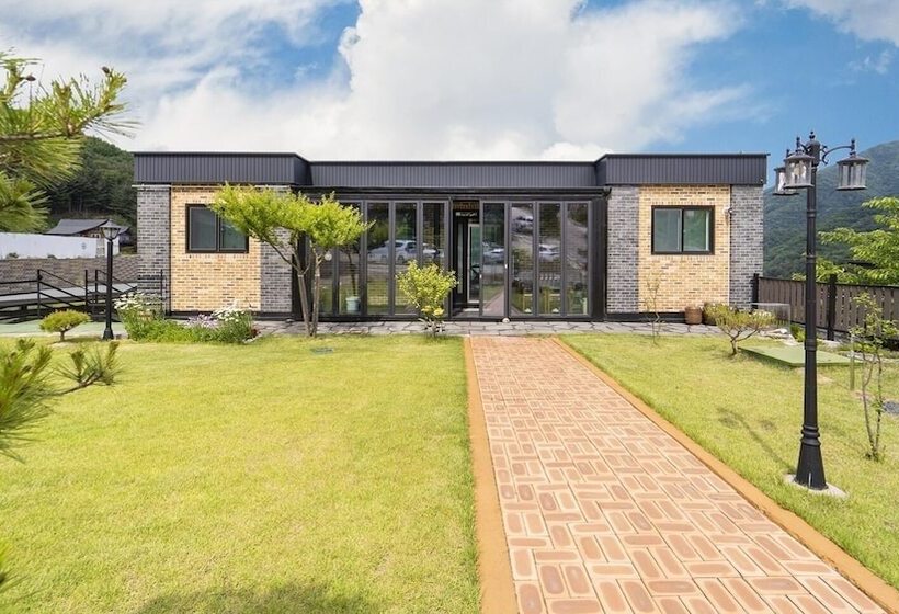 پانسیون Gapyeong Mois