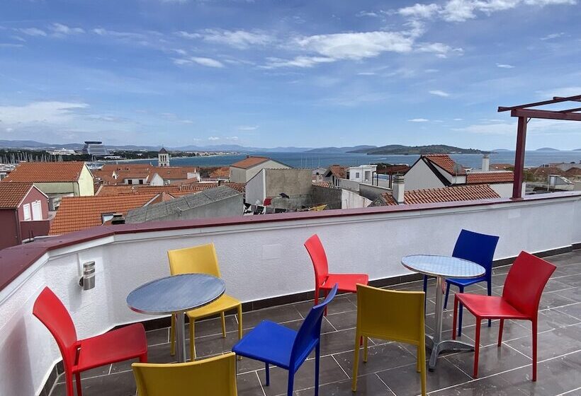 膳宿费 Lighthouse Vodice