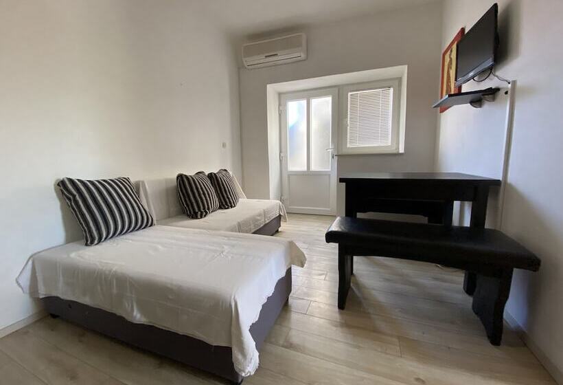 膳宿费 Lighthouse Vodice