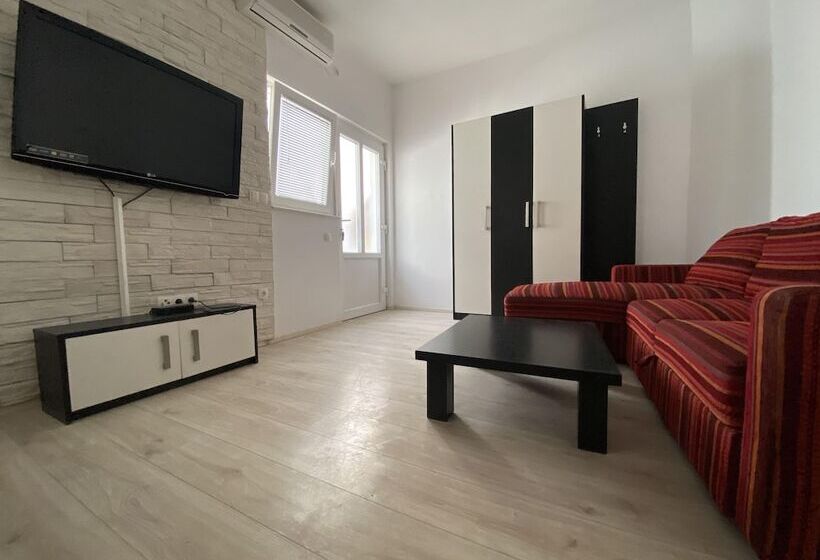 膳宿费 Lighthouse Vodice