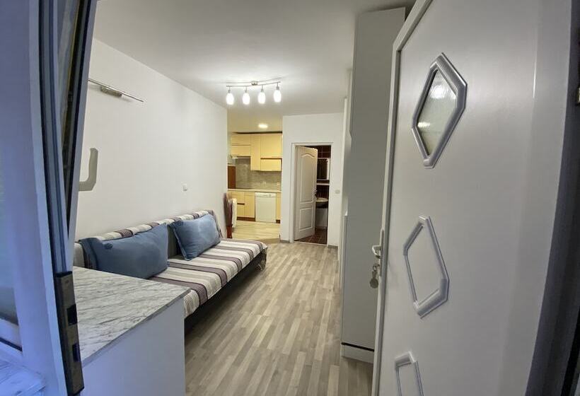 膳宿费 Lighthouse Vodice