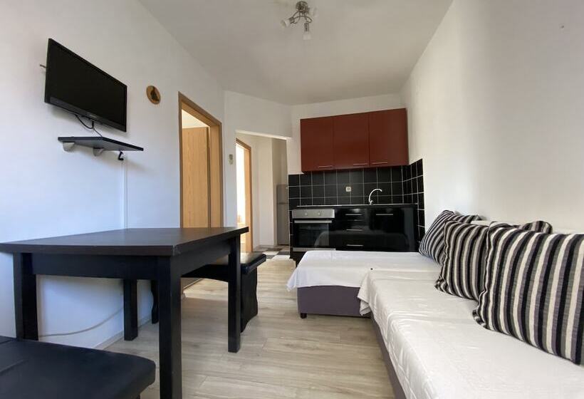 膳宿费 Lighthouse Vodice