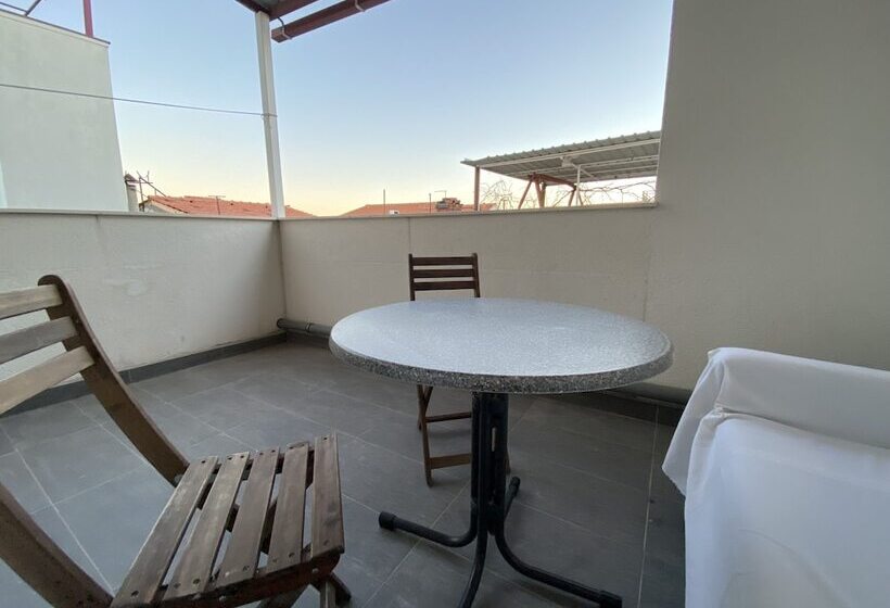 膳宿费 Lighthouse Vodice