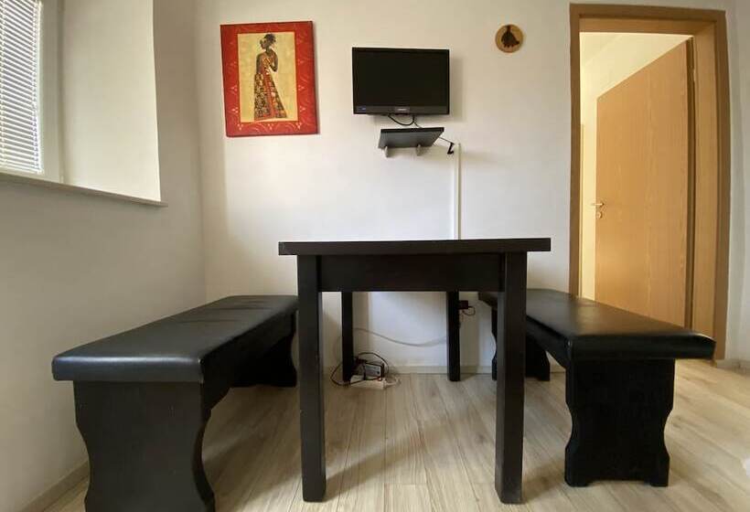 膳宿费 Lighthouse Vodice